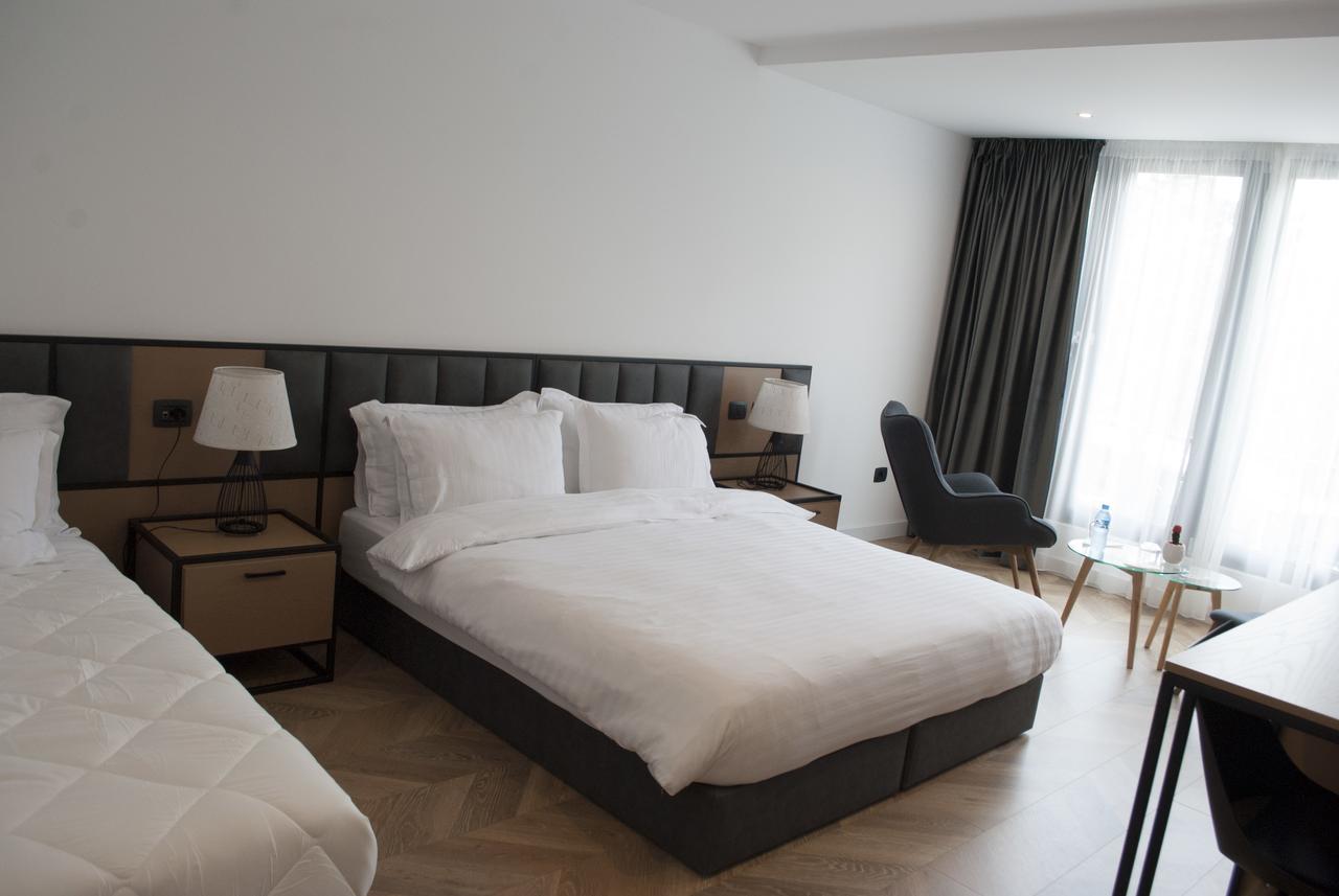 Prime Hotel Τίρανα Εξωτερικό φωτογραφία