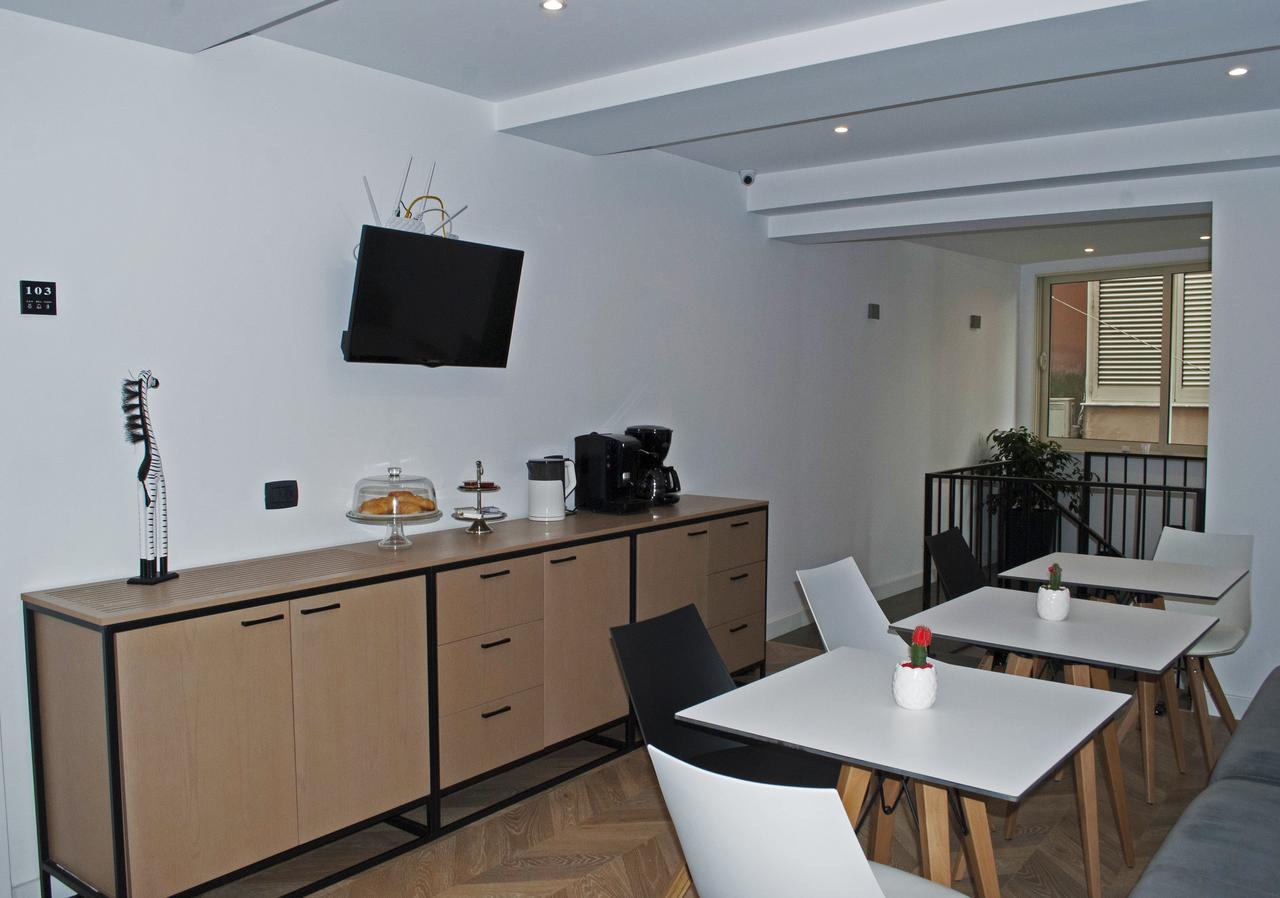 Prime Hotel Τίρανα Εξωτερικό φωτογραφία