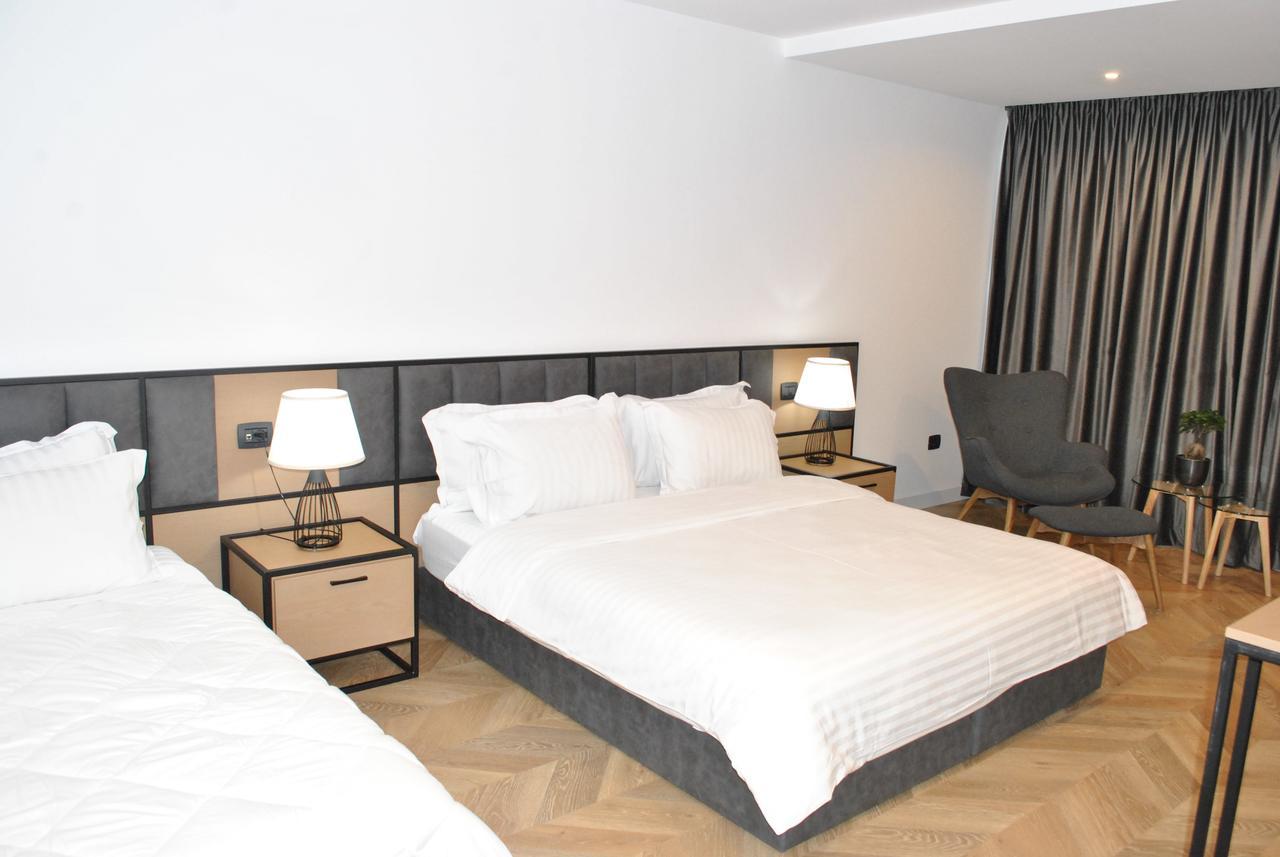 Prime Hotel Τίρανα Εξωτερικό φωτογραφία